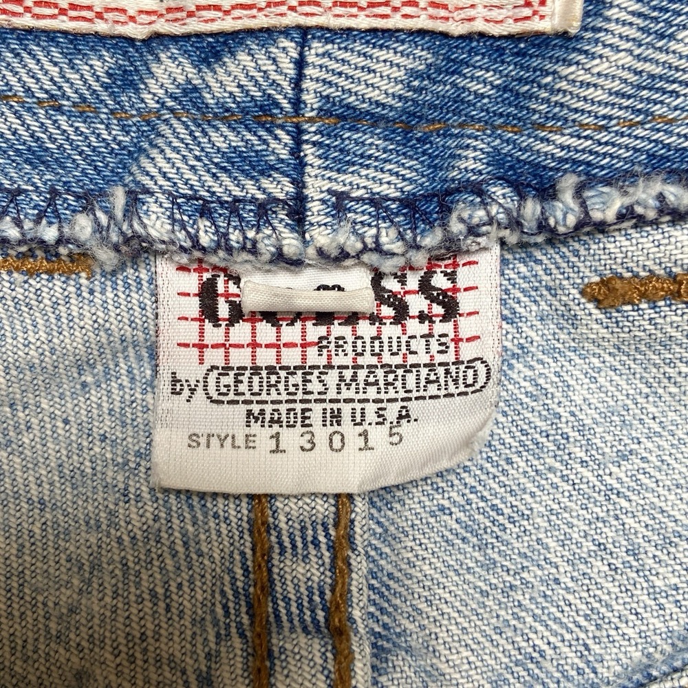 VTG 90s Guess Women's Cut Off Denim Shorts 29 in Waist Blue Distressed USA - Picture 8 of 9